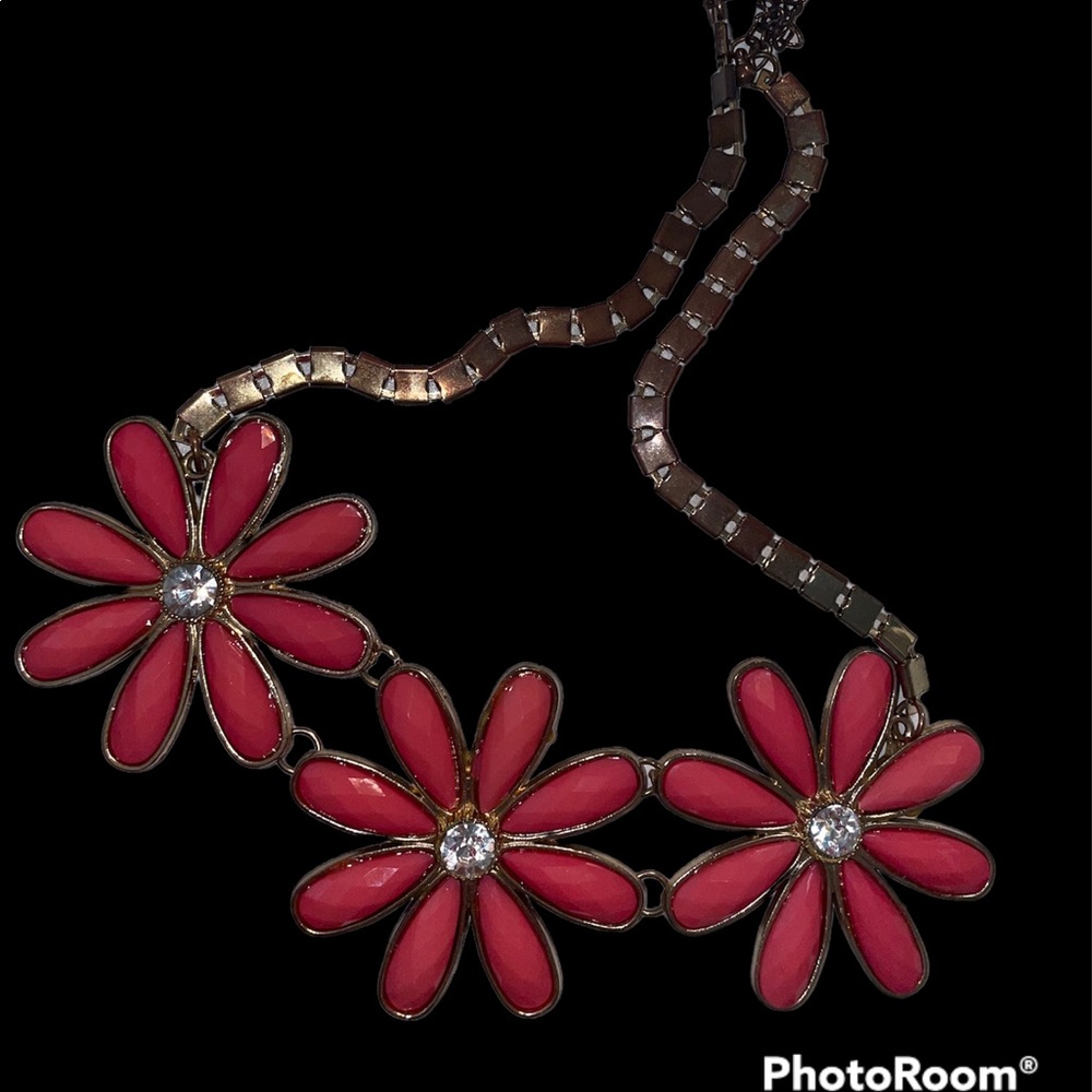 Flower necklace